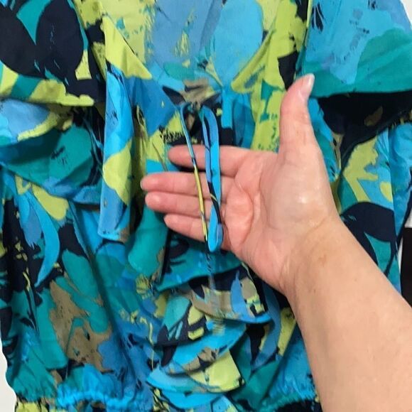 NWT Apostrophe Print Top Blouse Sleeveless size S - Picture 2 of 10